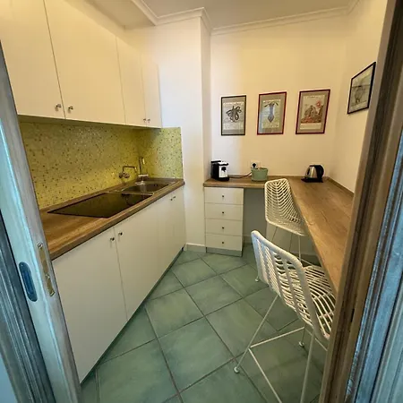 Πανσιόν Casa Adelaide Κάπρι