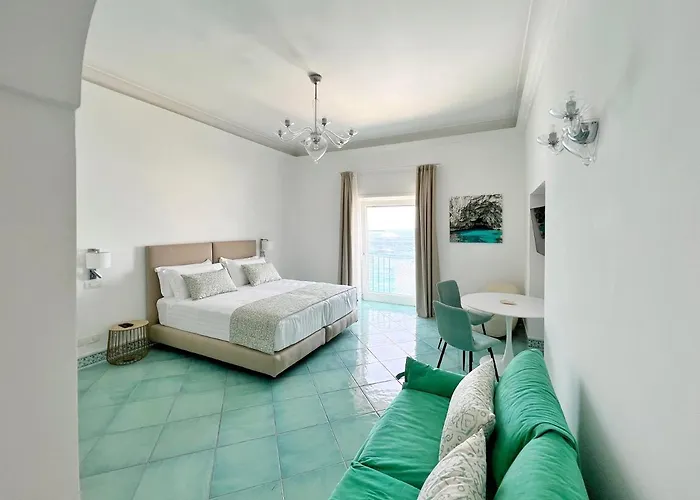 Casa Adelaide 4* קאפרי